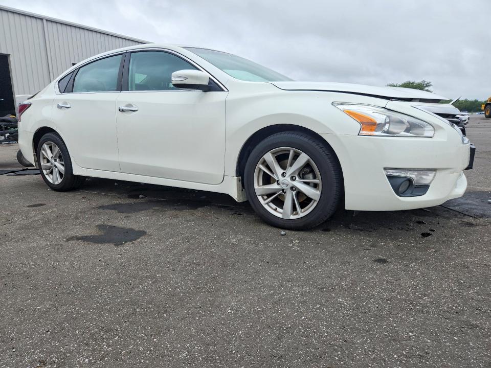 2014 Nissan Altima მანქანა იყიდება აუქციონზე, vin: 1N4AL3AP2EC193630, აუქციონის ნომერი: 55406156