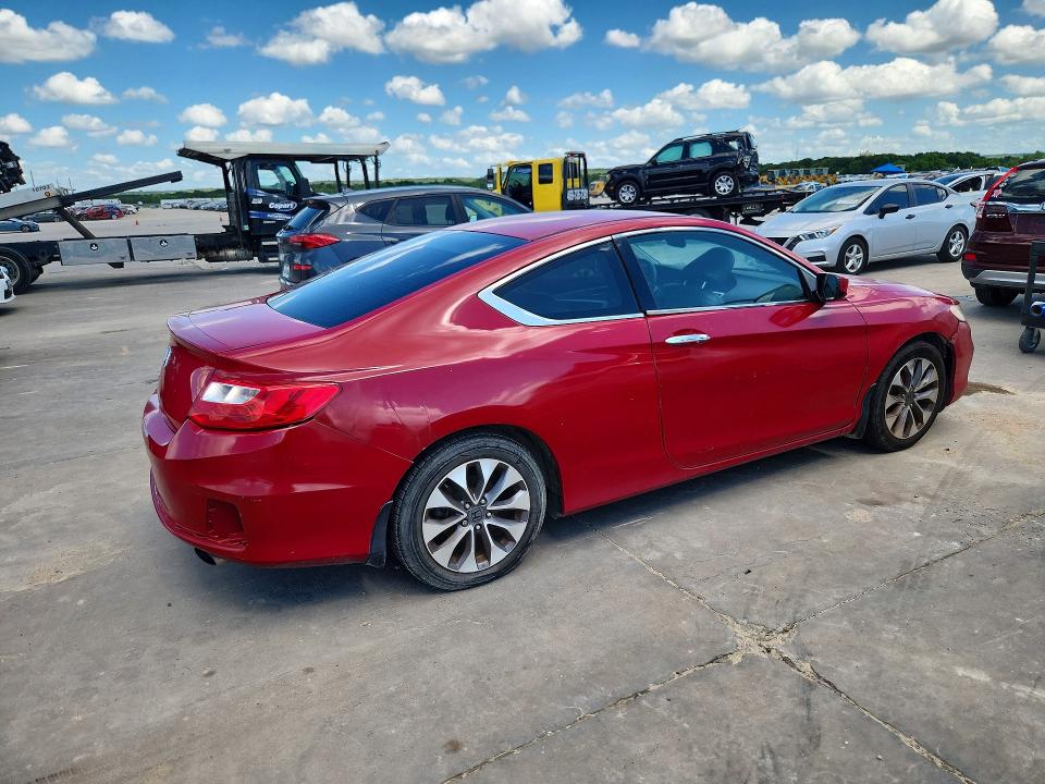 2015 Honda Accord მანქანა იყიდება აუქციონზე, vin: 1HGCT1B35FA002011, აუქციონის ნომერი: 57030756