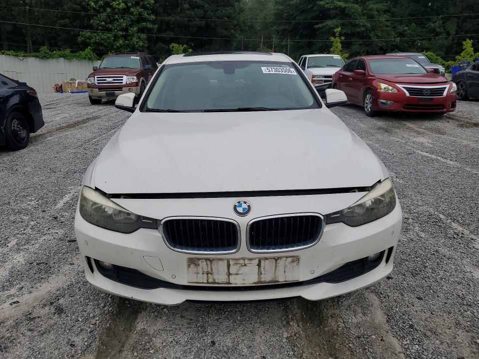 57303506 :رقم المزاد ، WBA3D3C50EK156994 vin ، 2014 Bmw 328 مزاد بيع