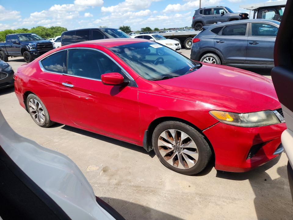 2015 Honda Accord მანქანა იყიდება აუქციონზე, vin: 1HGCT1B35FA002011, აუქციონის ნომერი: 57030756