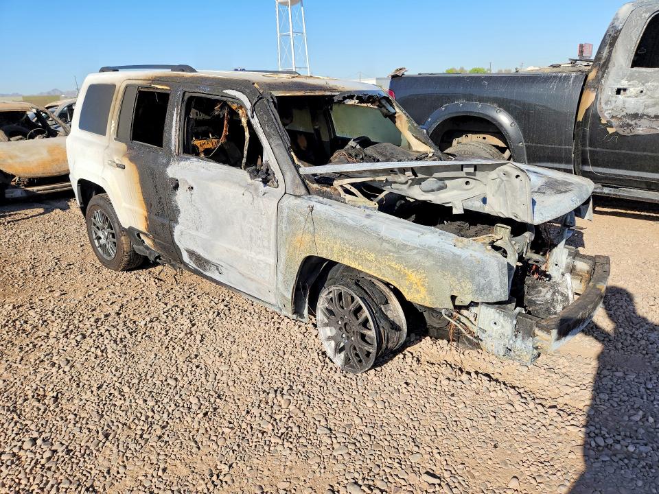55979496 :رقم المزاد ، 1C4NJRBB8HD106271 vin ، 2017 Jeep Patriot مزاد بيع