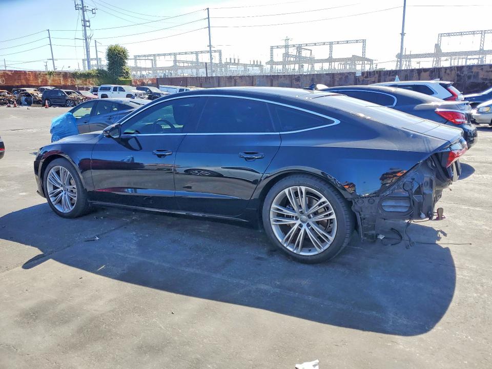 Продажа на аукционе авто 2020 Audi A7, vin: WAUP2AF28LN002851, номер лота: 55974226