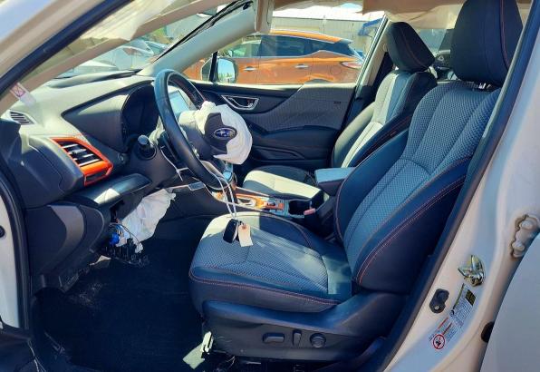 Продажа на аукционе авто 2019 Subaru Forester, vin: JF2SKAPC3KH517839, номер лота: 55913866