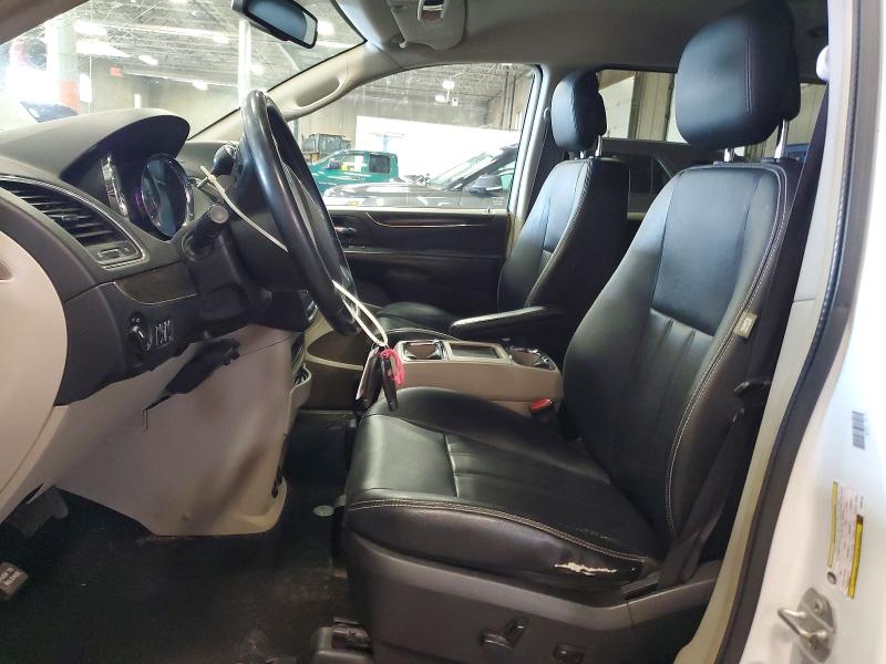 58489596 :رقم المزاد ، 2C4RC1BG3FR534333 vin ، 2015 Chrysler Town & Country مزاد بيع