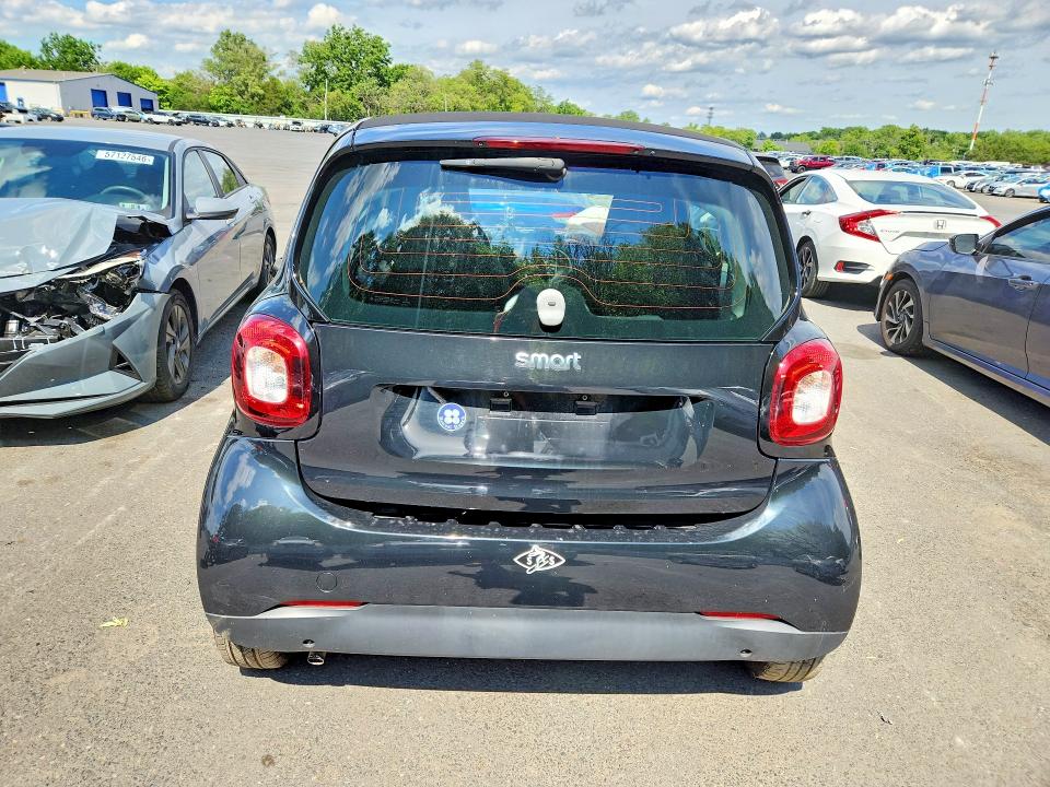 Продажа на аукционе авто 2017 Smart Fortwo, vin: WMEFJ5DA9HK194665, номер лота: 56062346