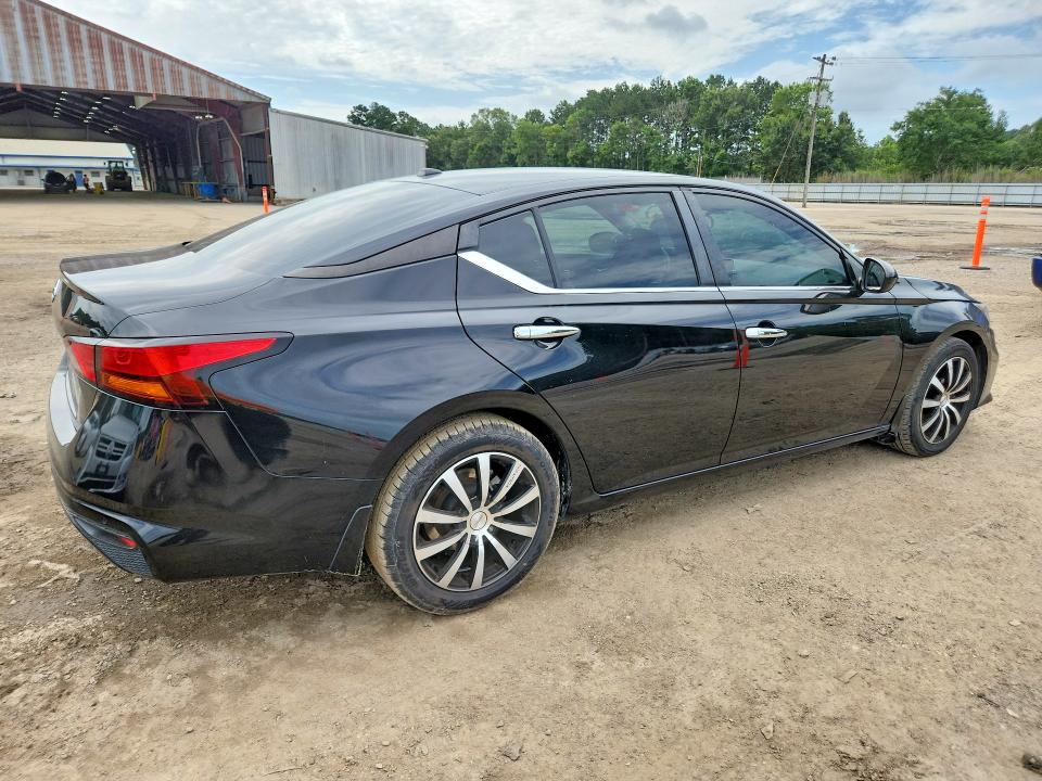 2020 Nissan Altima მანქანა იყიდება აუქციონზე, vin: 1N4BL4BV5LC261682, აუქციონის ნომერი: 56314166