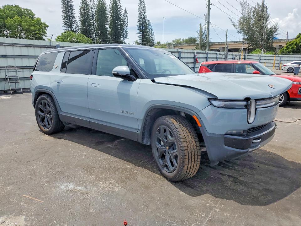 2025 Rivian R1s მანქანა იყიდება აუქციონზე, vin: 7PDSGBBA9SN054322, აუქციონის ნომერი: 57999646