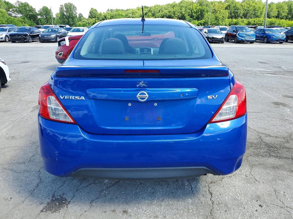 57317836 :رقم المزاد ، 3N1CN7AP6HL870579 vin ، 2017 Nissan Versa مزاد بيع
