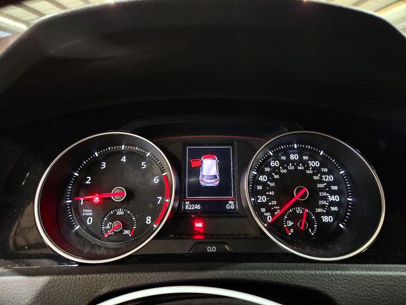 57585006 :رقم المزاد ، 3VW547AU1JM255062 vin ، 2018 Volkswagen Gti مزاد بيع