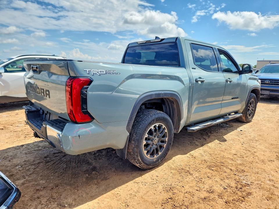 Продажа на аукционе авто 2022 Toyota Tundra, vin: 5TFLA5AB5NX014157, номер лота: 57381666