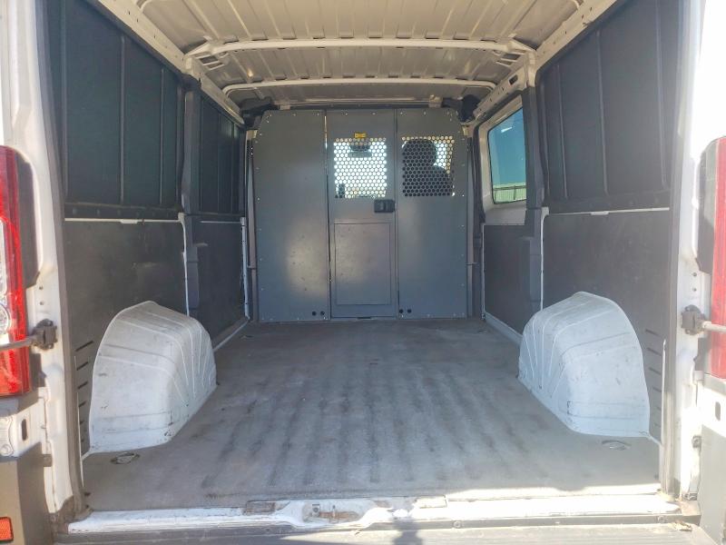 55936406 :رقم المزاد ، 3C6TRVAG0GE107960 vin ، 2016 Ram Promaster 1500 مزاد بيع