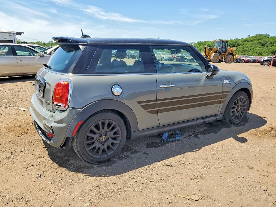 55682826 :رقم المزاد ، WMWXP7C50F2A42045 vin ، 2015 Mini Cooper مزاد بيع