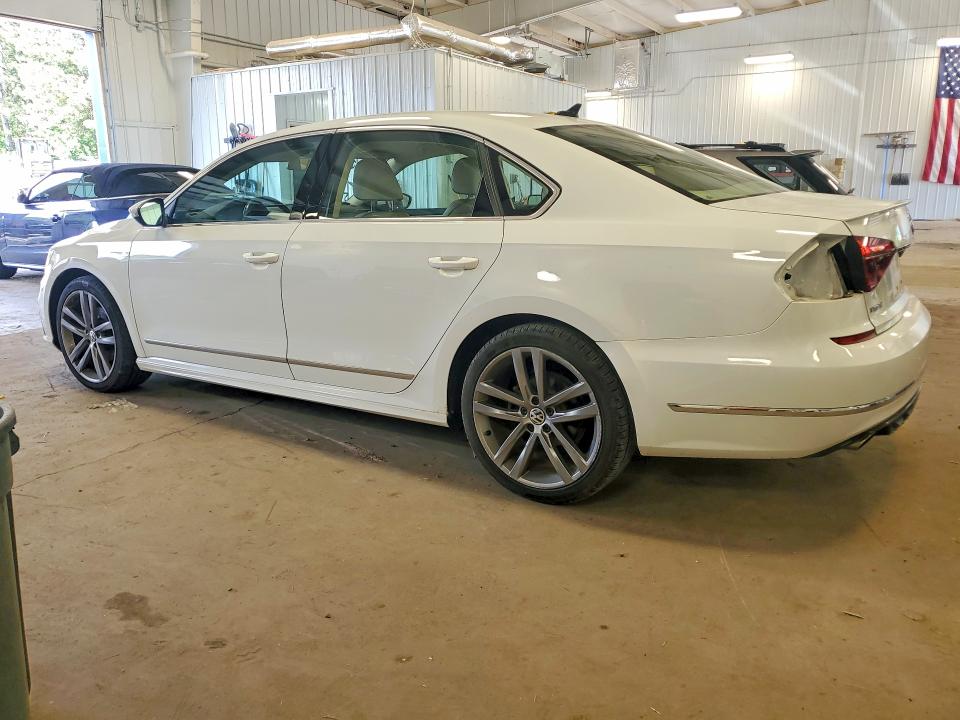 Продажа на аукционе авто 2017 Volkswagen Passat, vin: 1VWDT7A37HC062206, номер лота: 56041946