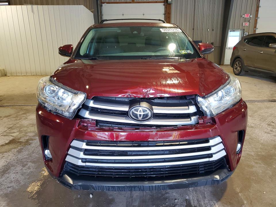 Продажа на аукционе авто 2019 Toyota Highlander, vin: 5TDBZRFH9KS993711, номер лота: 59341216