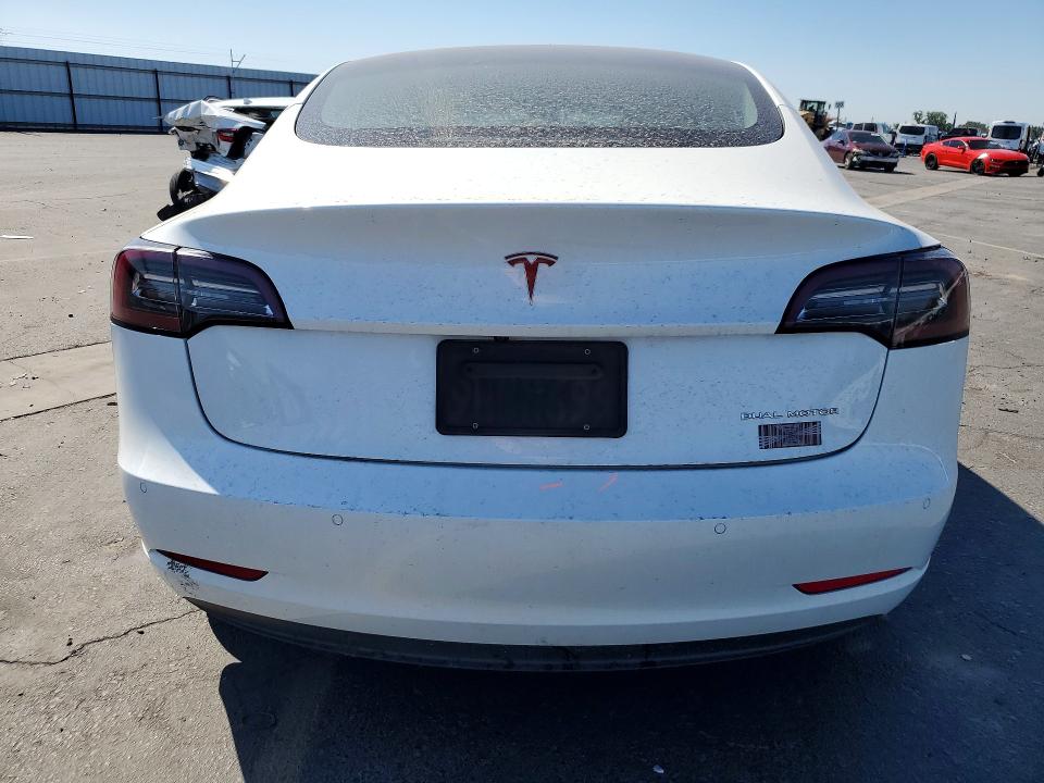 55693116 :رقم المزاد ، 5YJ3E1EB2NF143605 vin ، 2022 Tesla Model 3 مزاد بيع