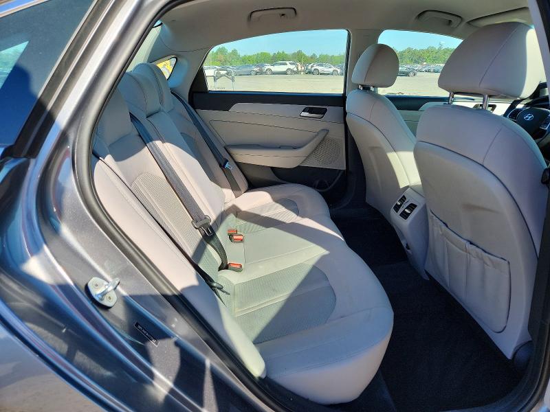 56070686 :رقم المزاد ، 5NPE34AF9KH778567 vin ، 2019 Hyundai Sonata مزاد بيع
