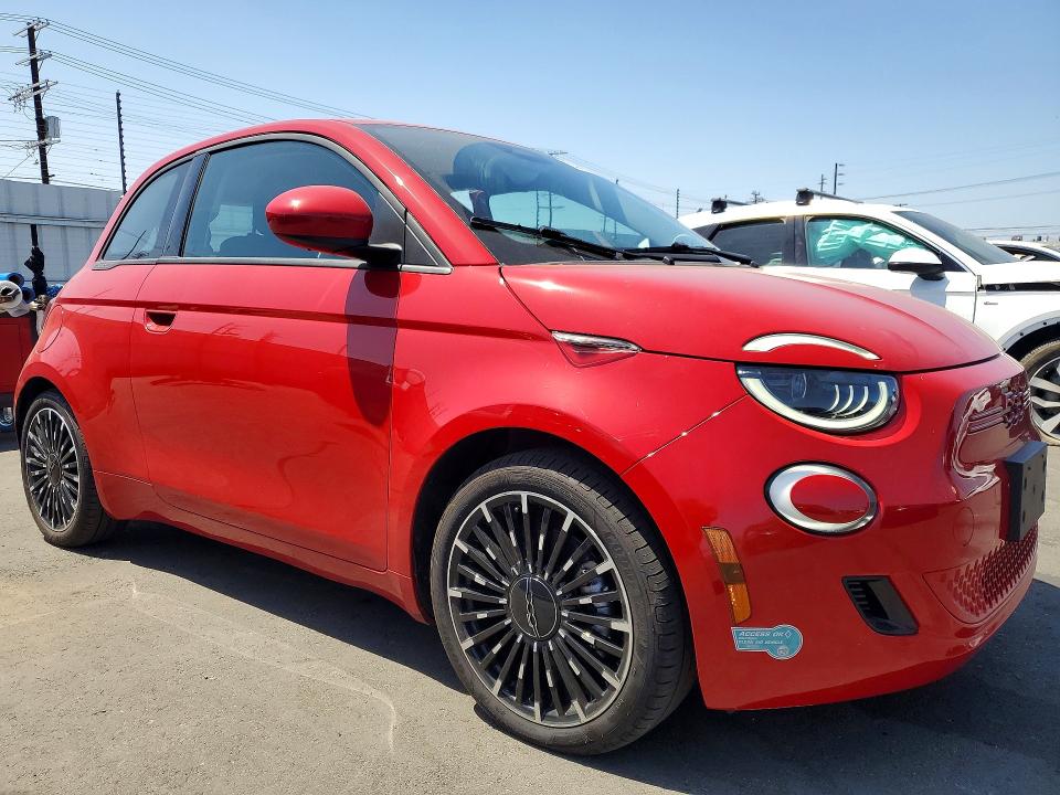 Продажа на аукционе авто 2024 Fiat 500, vin: ZFAFFAA44RX204442, номер лота: 55765166