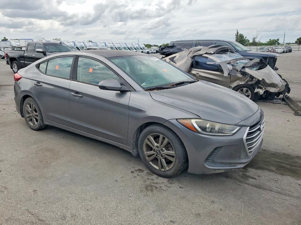 Продажа на аукционе авто 2018 Hyundai Elantra, vin: 5NPD84LF2JH312505, номер лота: 56176436