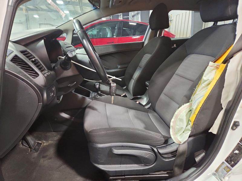 2016 Kia Forte მანქანა იყიდება აუქციონზე, vin: KNAFX5A88G5529018, აუქციონის ნომერი: 57195316