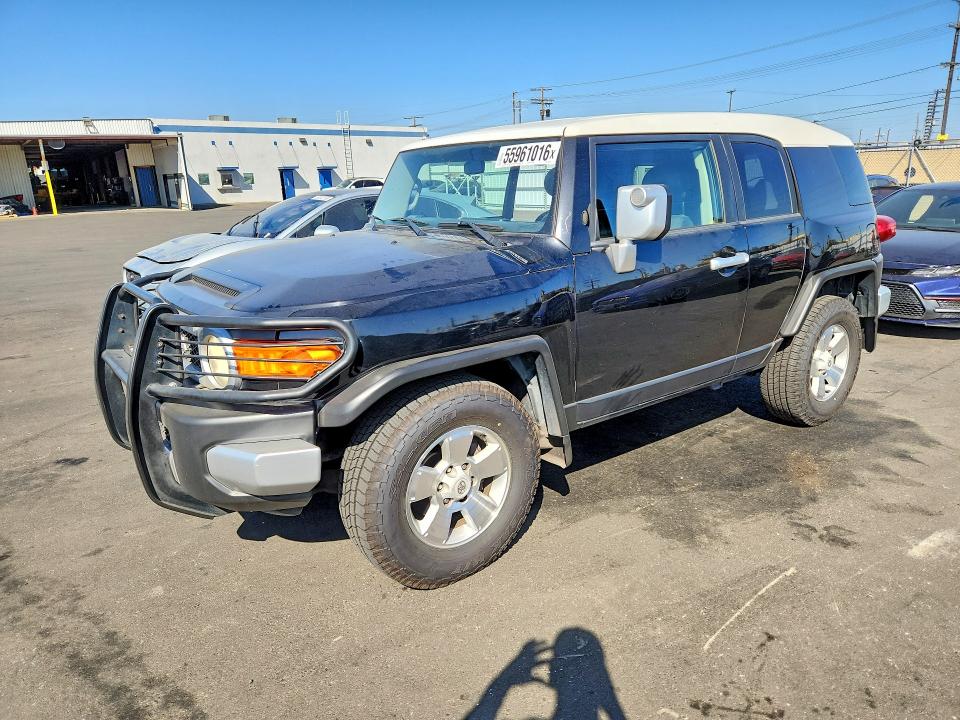 Auction sale of the 2008 Toyota Fj Cruiser, vin: JTEZU11F08K001813, lot number: 55961016