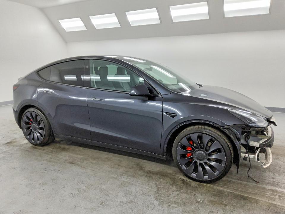 Продажа на аукционе авто 2024 Tesla Model Y, vin: 7SAYGDEF6RF160002, номер лота: 56828786