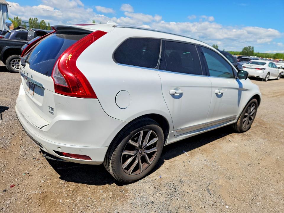 Продажа на аукционе авто 2016 Volvo Xc60, vin: YV4612RK9G2837784, номер лота: 54711906