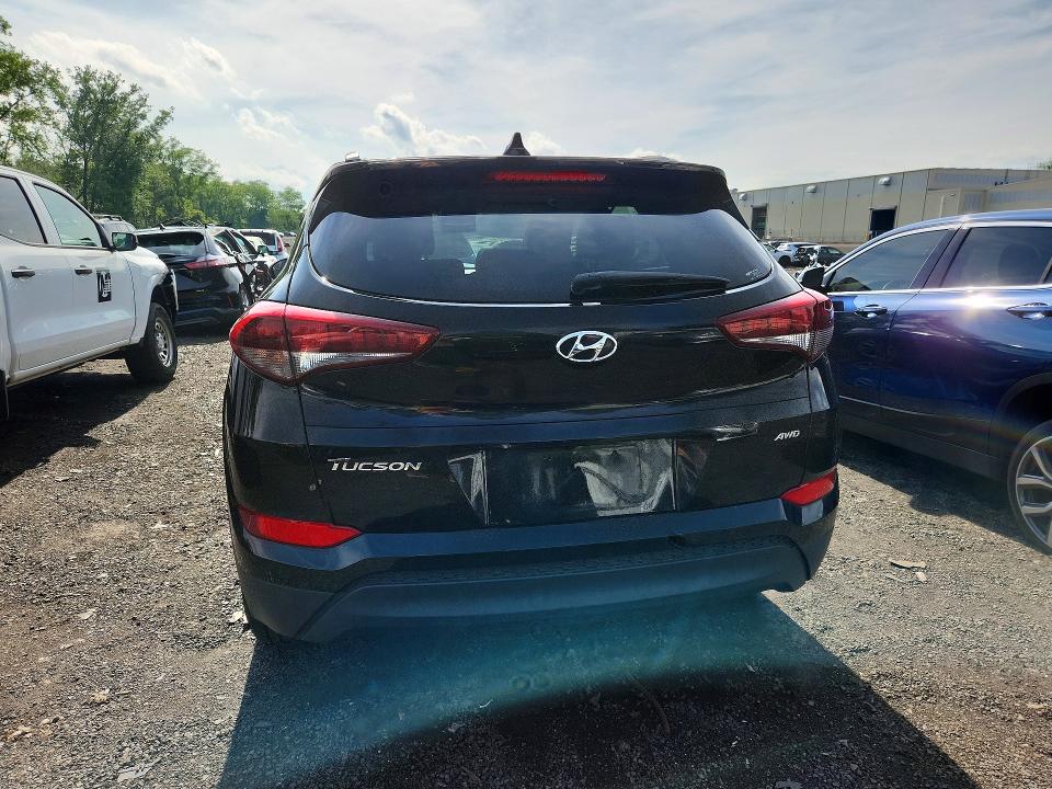 58742156 :رقم المزاد ، KM8J3CA44JU651328 vin ، 2018 Hyundai Tucson مزاد بيع