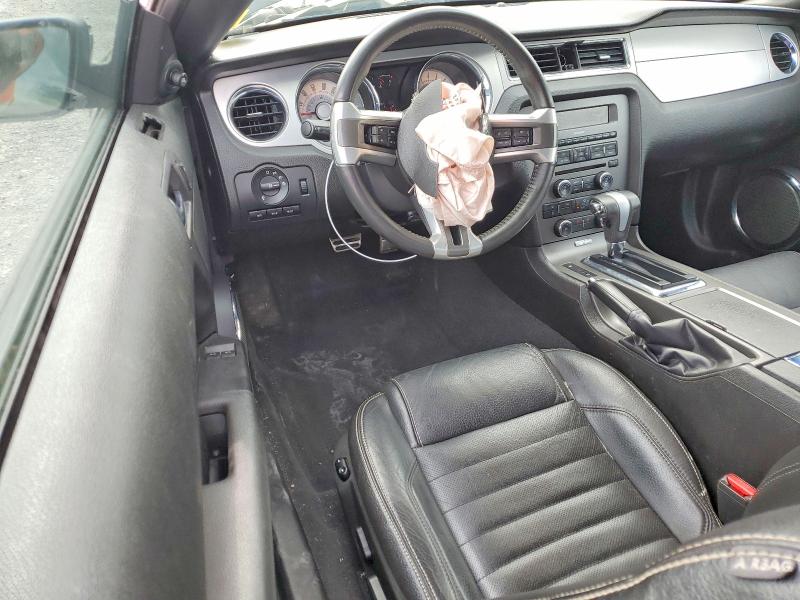 57509626 :رقم المزاد ، 1ZVBP8CH6A5128989 vin ، 2010 Ford Mustang مزاد بيع