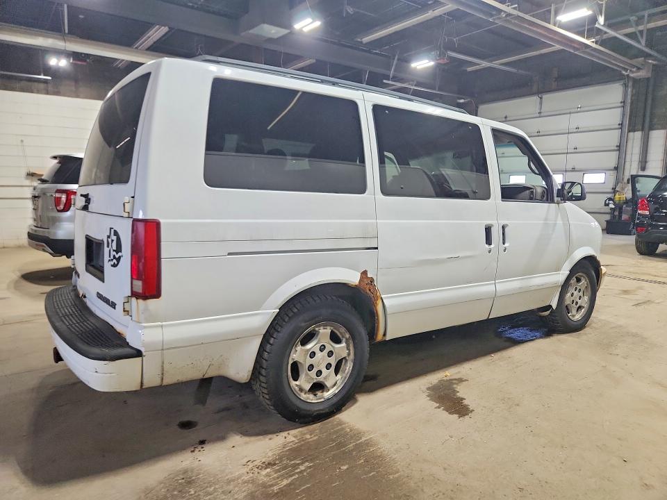 56371056 :رقم المزاد ، 1GNEL19X15B129290 vin ، 2005 Chevrolet Astro مزاد بيع