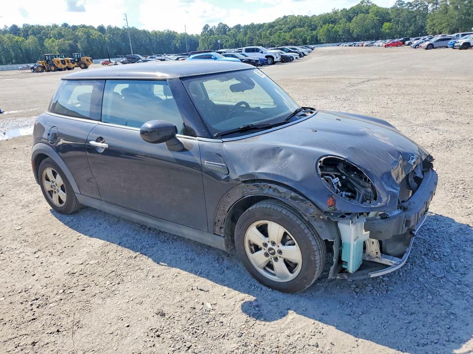 56257266 :رقم المزاد ، WMW33DH07N2R91142 vin ، 2022 Mini Cooper مزاد بيع