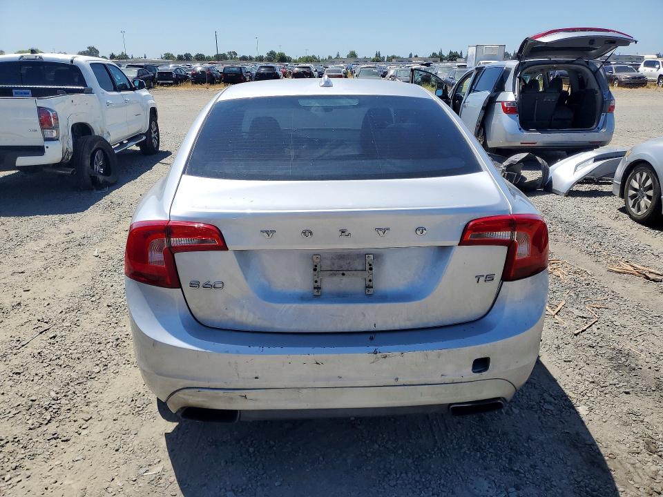 Продажа на аукционе авто 2015 Volv S60, vin: YV140MFKXF2366296, номер лота: 55473916