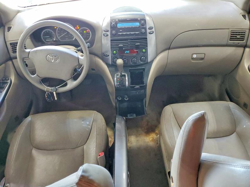 Продажа на аукционе авто 2010 Toyota Sienna, vin: 5TDKK4CCXAS342361, номер лота: 59062586
