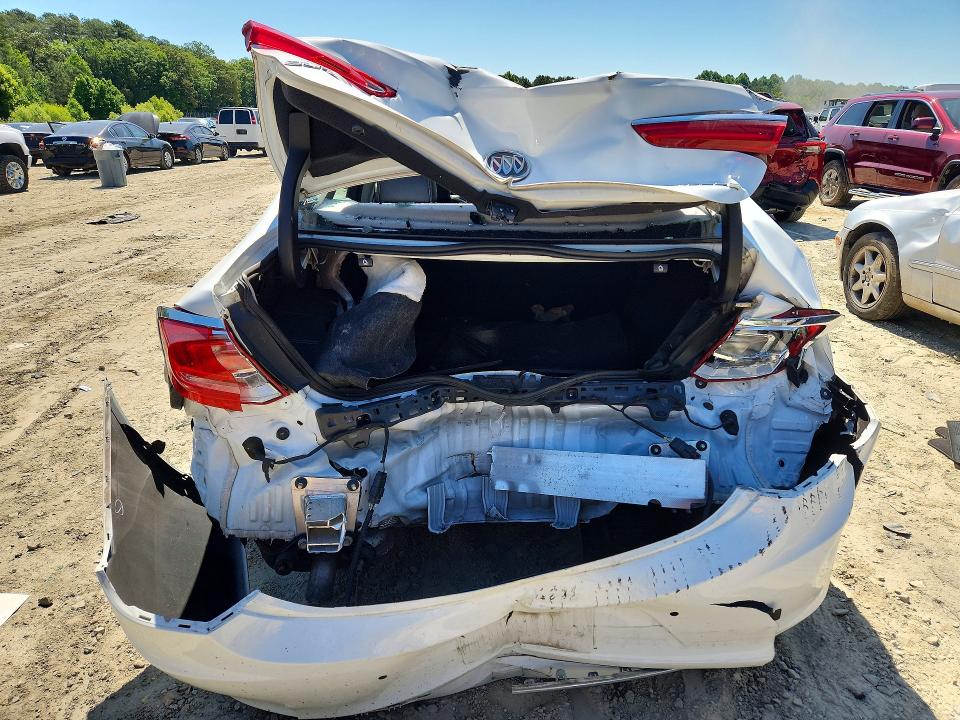 55709546 :رقم المزاد ، 1G4ZP5SZXJU131664 vin ، 2018 Buick Lacrosse مزاد بيع