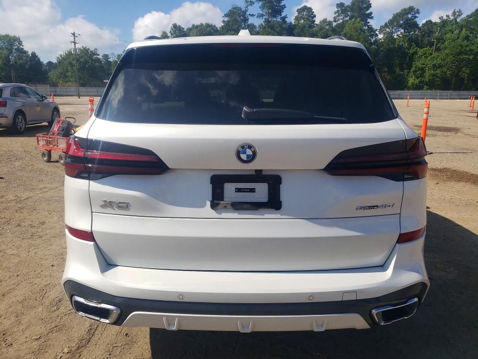 56782416 :رقم المزاد ، 5UX13EU00R9T80712 vin ، 2024 Bmw X5 مزاد بيع