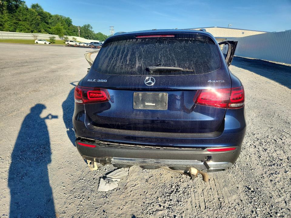56442806 :رقم المزاد ، W1N0G8EB9MF958165 vin ، 2021 Mercedes-benz Glc مزاد بيع