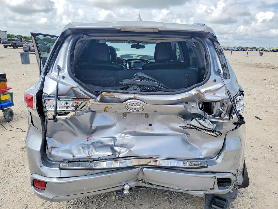Продажа на аукционе авто 2016 Toyota Highlander, vin: 5TDYKRFH7GS184892, номер лота: 55711586