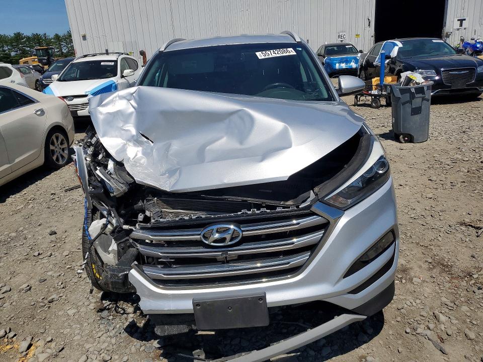 2018 Hyundai Tucson მანქანა იყიდება აუქციონზე, vin: KM8J3CA28JU832527, აუქციონის ნომერი: 55742086
