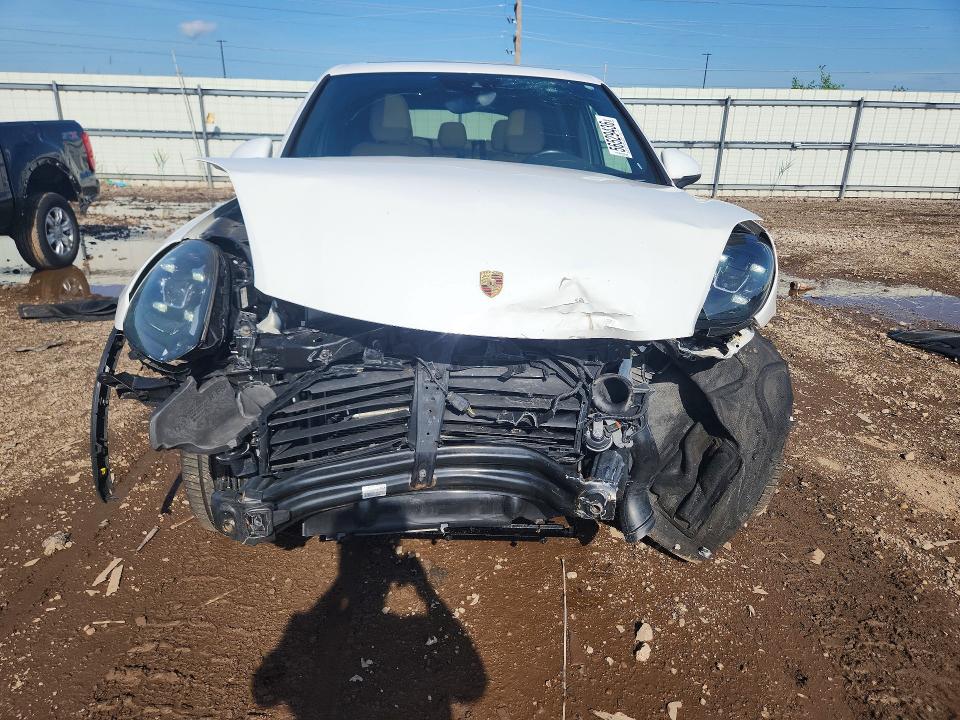 Продажа на аукционе авто 2016 Porsche Cayenne, vin: WP1AA2A24GLA06307, номер лота: 56529436