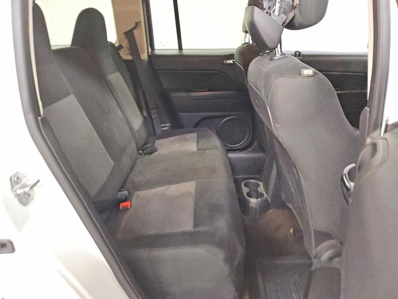 58641376 :رقم المزاد ، 1C4NJPBB1FD264405 vin ، 2015 Jeep Patriot مزاد بيع