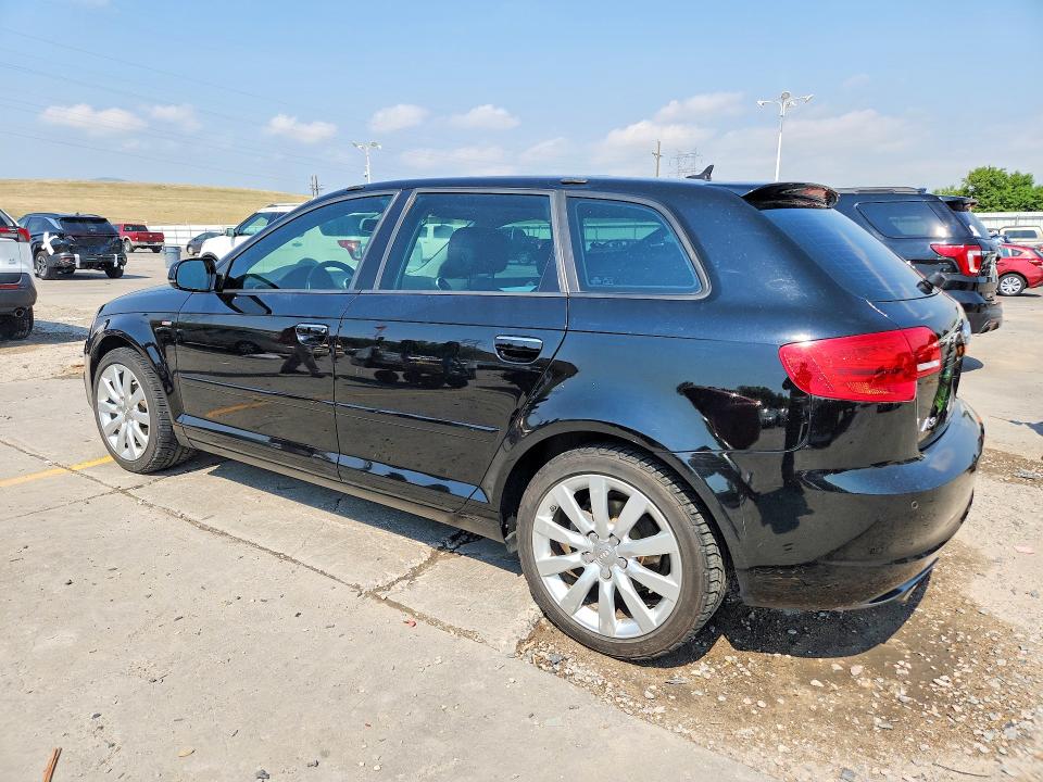 Aukcja sprzedaży 2011 Audi A3, vin: WAUMFAFMXBA081048, numer aukcji: 58112406