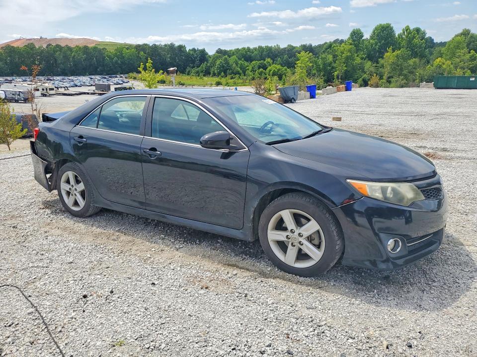 58907106 :رقم المزاد ، 4T1BF1FKXDU678013 vin ، 2013 Toyota Camry مزاد بيع