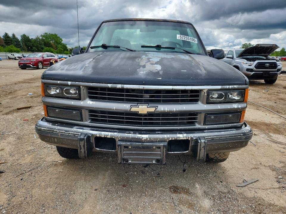 Auction sale of the 1995 Chevrolet Gmt-400, vin: 1GCGC24F5SZ231751, lot number: 57255106