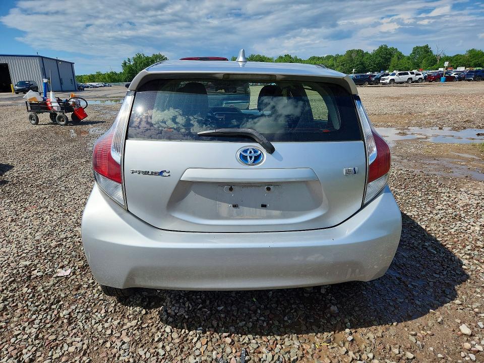Продаж на аукціоні авто 2016 Toyota Prius C, vin: JTDKDTB30G1139099, номер лоту: 57091486
