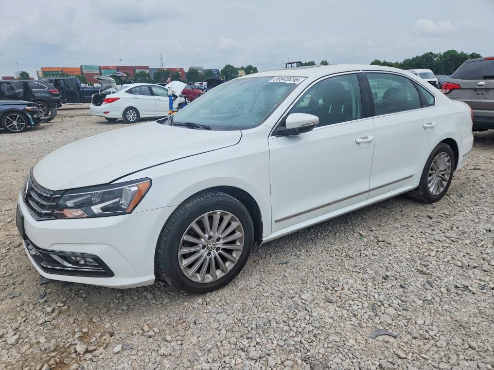 58645636 :رقم المزاد ، 1VWBT7A38GC066478 vin ، 2016 Volkswagen Passat مزاد بيع