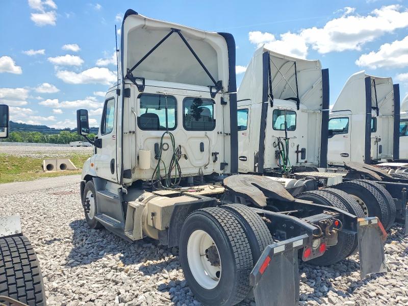 2018 Freightliner Cascadia 113 მანქანა იყიდება აუქციონზე, vin: 3AKBGADV5JSJN2644, აუქციონის ნომერი: 54418696