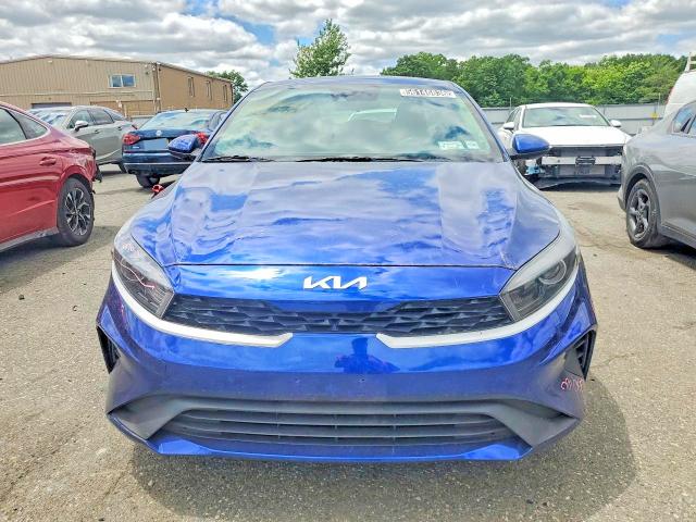 2023 Kia Forte მანქანა იყიდება აუქციონზე, vin: 3KPF24AD7PE601050, აუქციონის ნომერი: 56146836