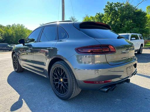 55707586 :رقم المزاد ، WP1AG2A59JLB62102 vin ، 2018 Porsche Macan مزاد بيع