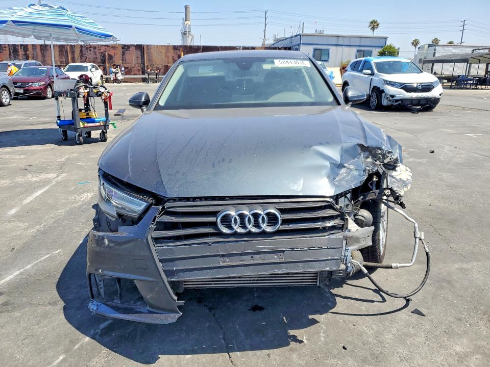 Продажа на аукционе авто 2017 Audi A4, vin: WAUGMAF48HN044388, номер лота: 58443016