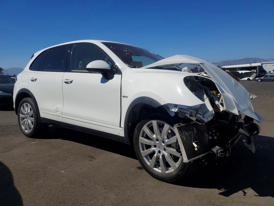 Продажа на аукционе авто 2012 Porsche Cayenne, vin: WP1AE2A24CLA93947, номер лота: 56636276