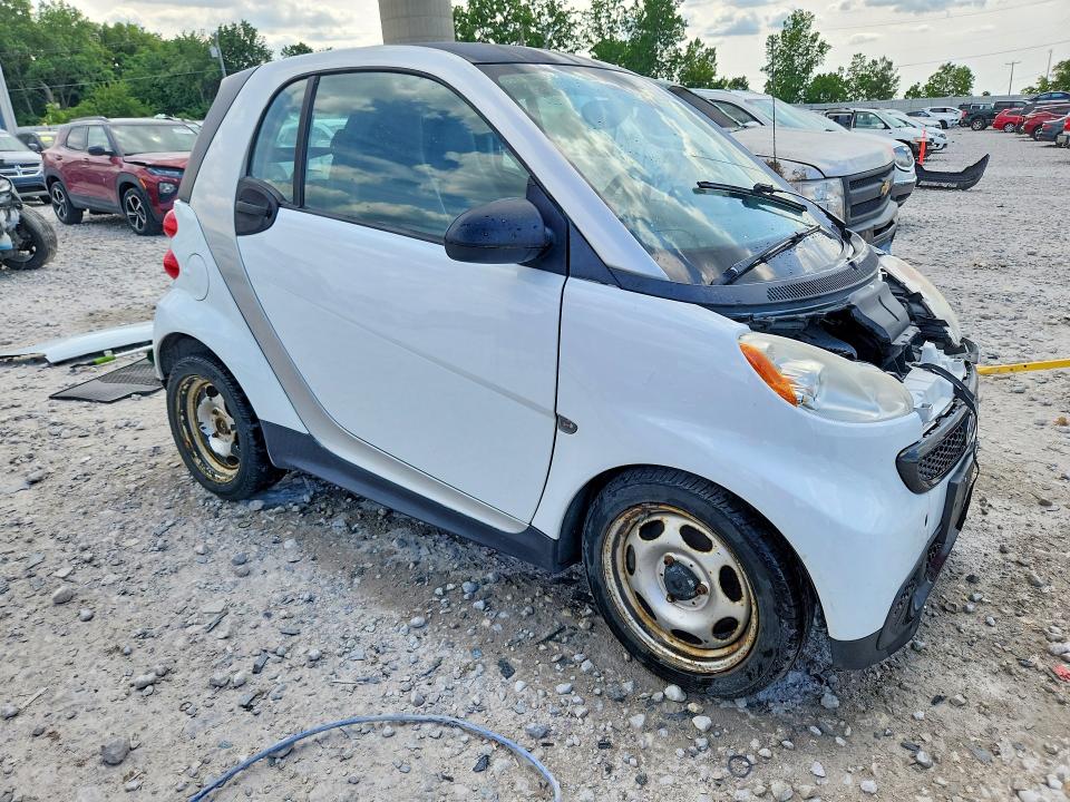Продаж на аукціоні авто 2014 Smart Fortwo, vin: WMEEJ3BA4EK748306, номер лоту: 55053976